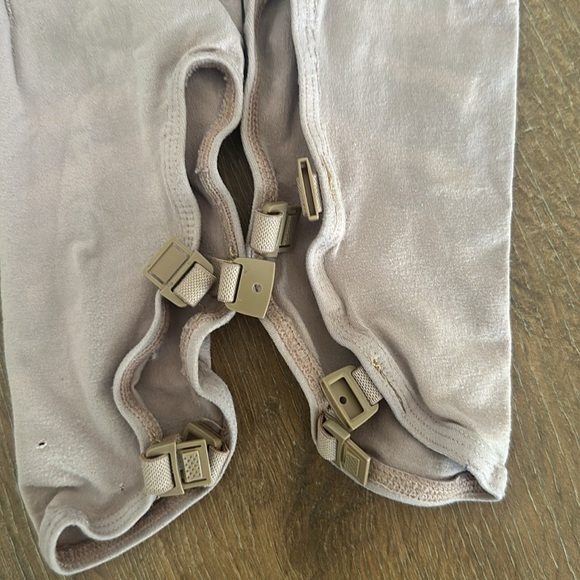 Chloe Noel girls competition ice skating tights. Size4-6. - Picture 4 of 4